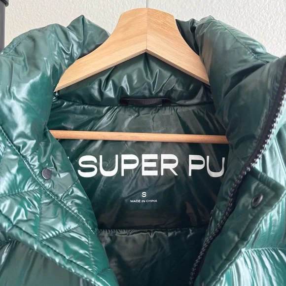 Aritzia Green Puffer Jacket - Picture 3 of 5